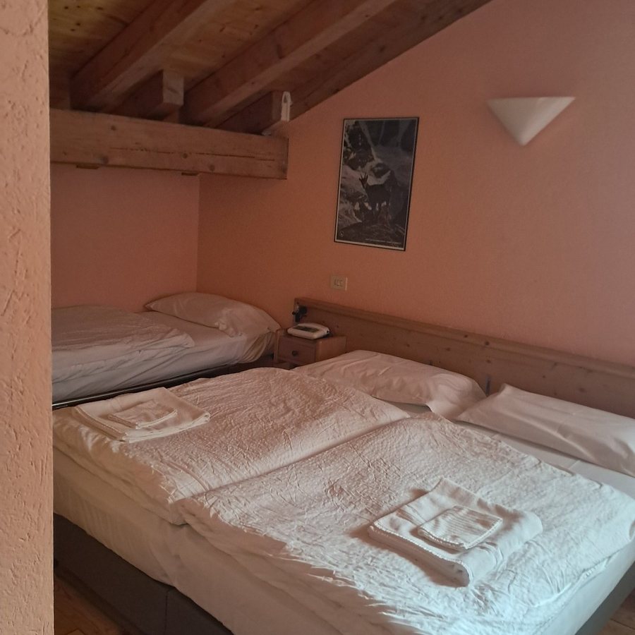 A l Hostellerie Du Paradis — Guest room