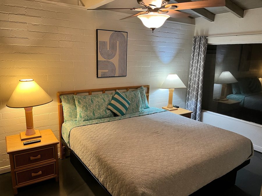 A Place In The Sun Garden Hotel — Guest room