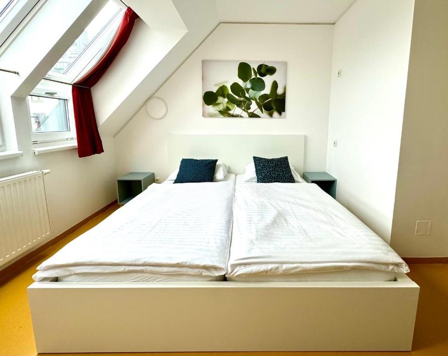 A T Holiday Hostel — Guest room