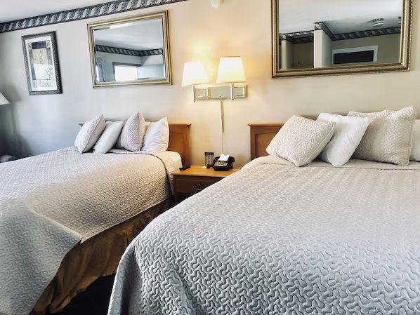 A Western Rose Motel — Guest room