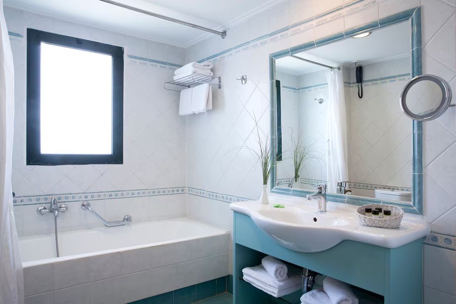 A77 Suites Small Luxury Hotels Of The World — Bathroom
