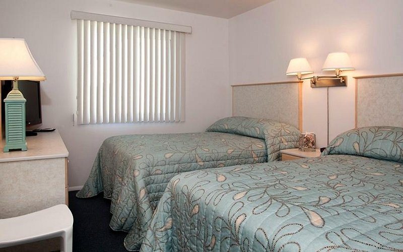 AA Heart of Wildwood Motels — Guest room