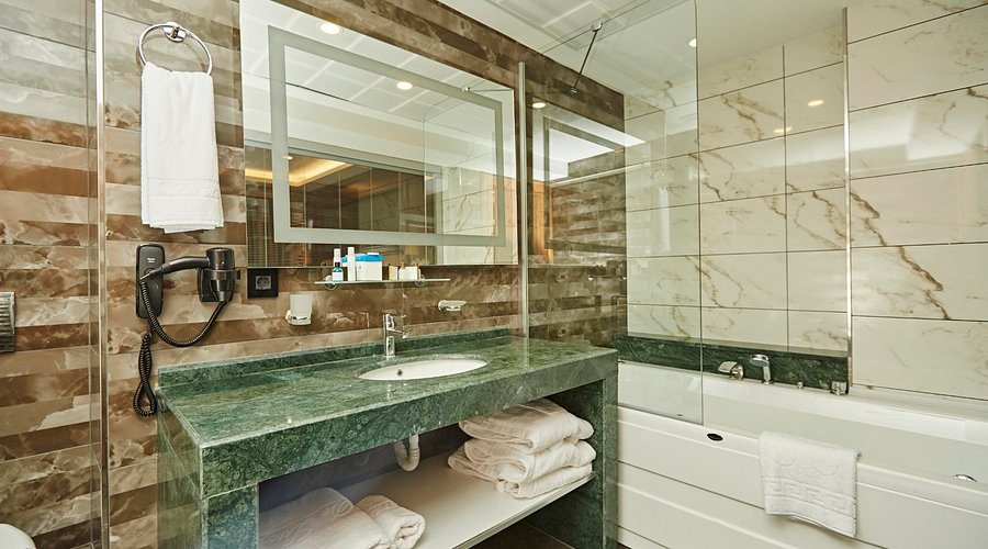 Abel Hotel Istanbul — Bathroom