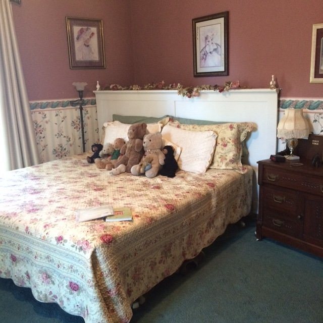 Abilene s Victorian Inn Bed Breakfast — Guest room