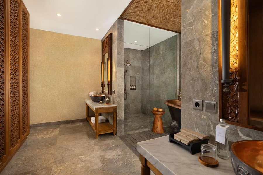 Abisena Wellness and Resort Ubud — Bathroom