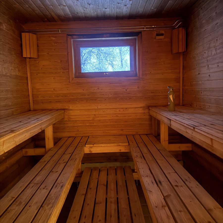 Abisko Mountain Lodge — Bathroom