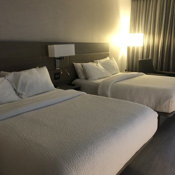 AC Hotel Asheville Downtown — Guest room