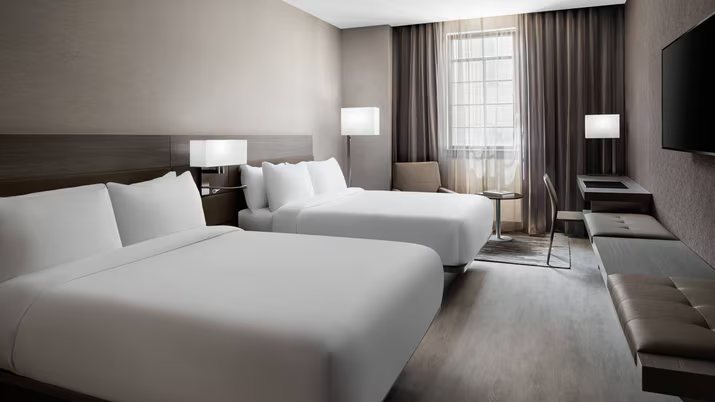 AC Hotel by Marriott Little Rock Downtown — Guest room