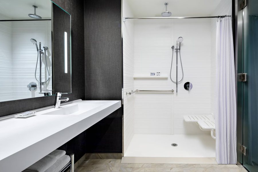 AC Hotel Grand Rapids Downtown — Bathroom
