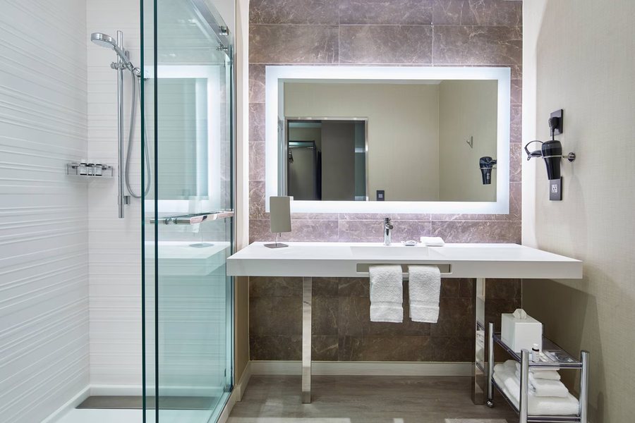 AC Hotel Greenville — Bathroom