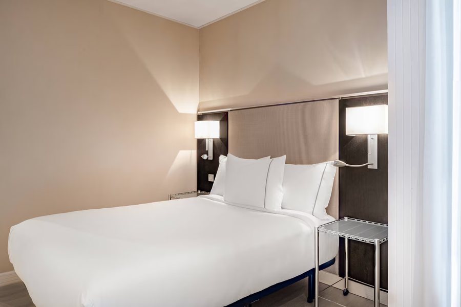 Ac Hotel Irla Barcelona Catalonia — Guest room