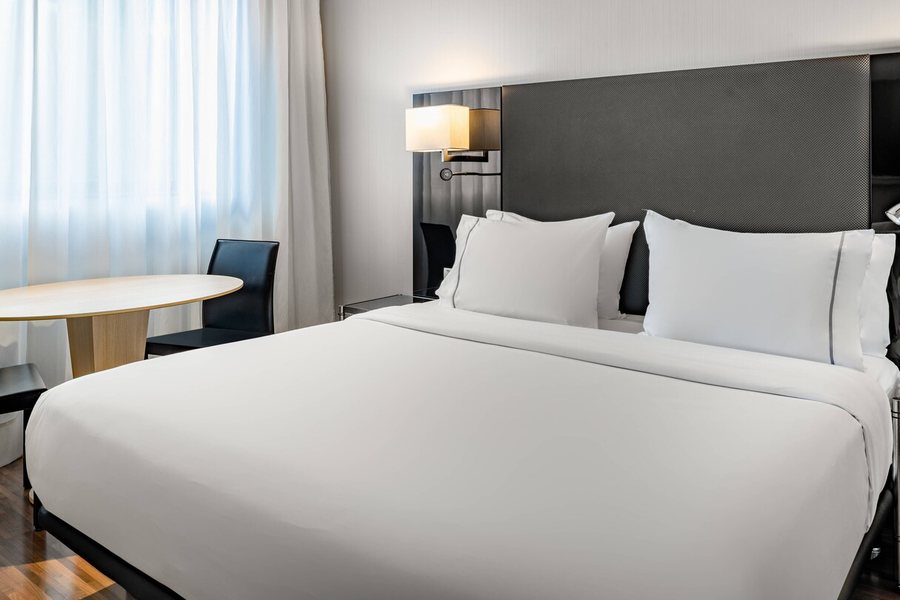 Ac Hotel Madrid Feria — Guest room