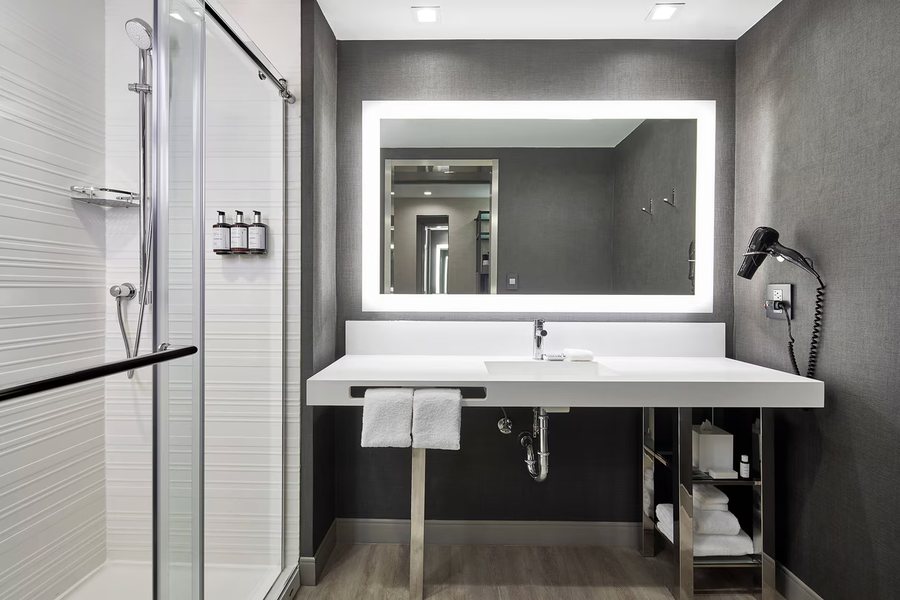 Ac Hotel Miami Beach — Bathroom