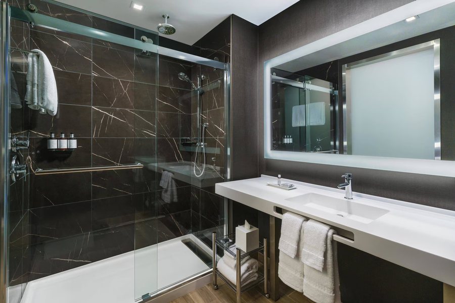 AC Hotel Scottsdale North — Bathroom