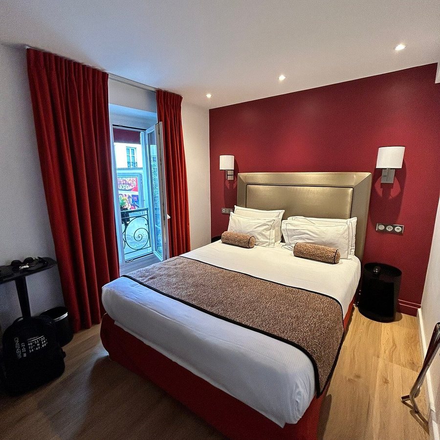 Acacias Etoile Hotel — Guest room