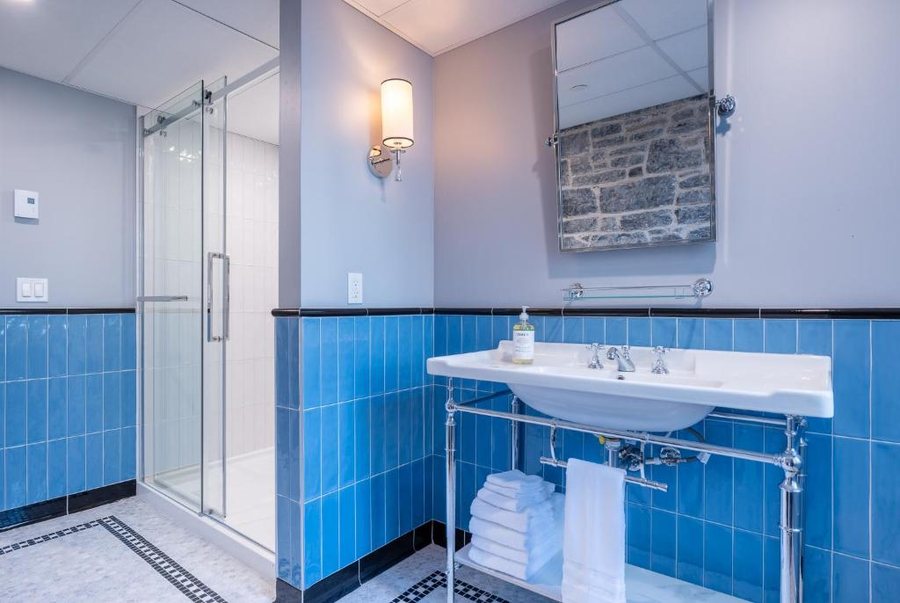 Acadia Village Resort — Bathroom
