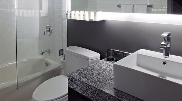 ACME Hotel Chicago Outset Collection by Hilton Chicago Illinois — Bathroom