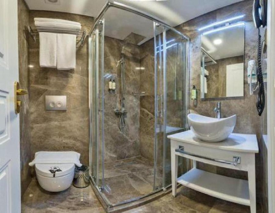 Ada Karakoy Hotel Istanbul — Bathroom