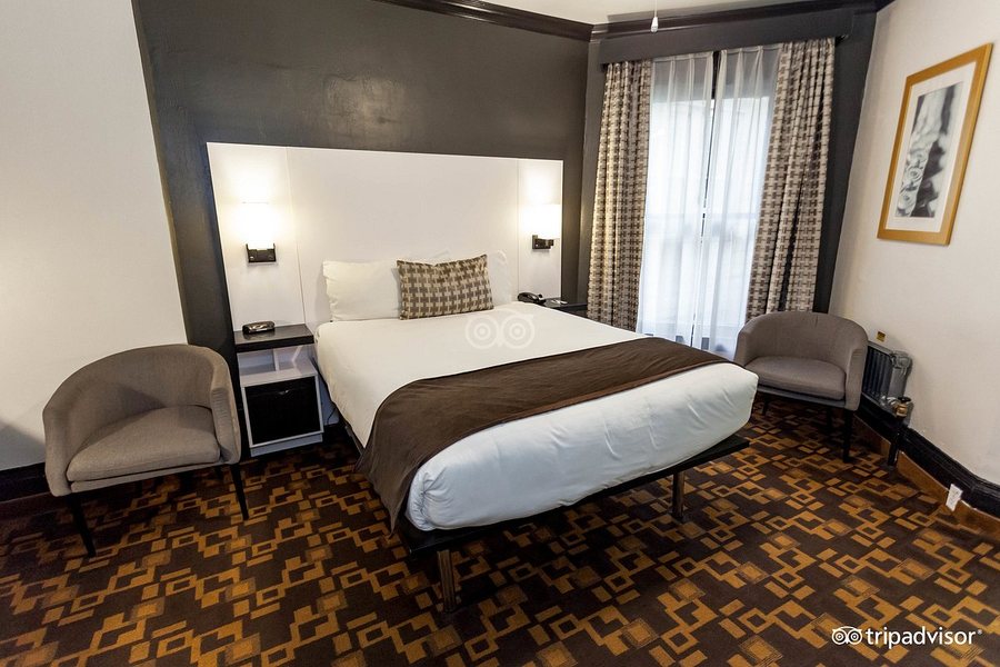 Adante Hotel — Guest room