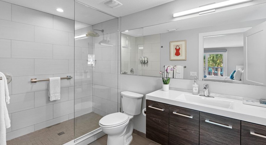 Addy s Villas — Bathroom