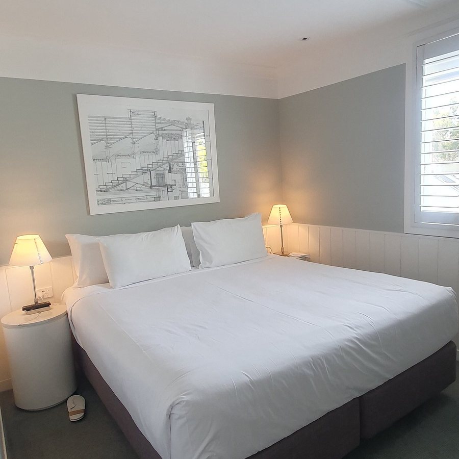 Adina Chippendale Sydney — Guest room