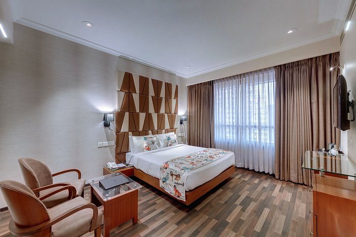 Adiva Residency Beacon Grant Road Mumbai — Guest room