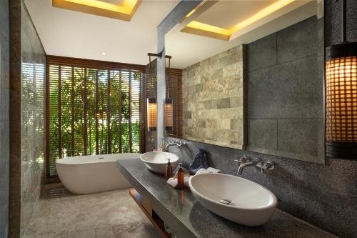 Adiwana Bisma — Bathroom