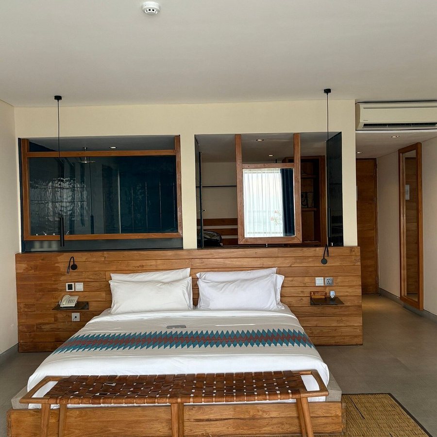 Adiwana Warnakali Resort — Guest room