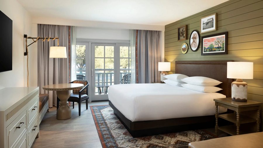 Admiralty RV Resort — Guest room