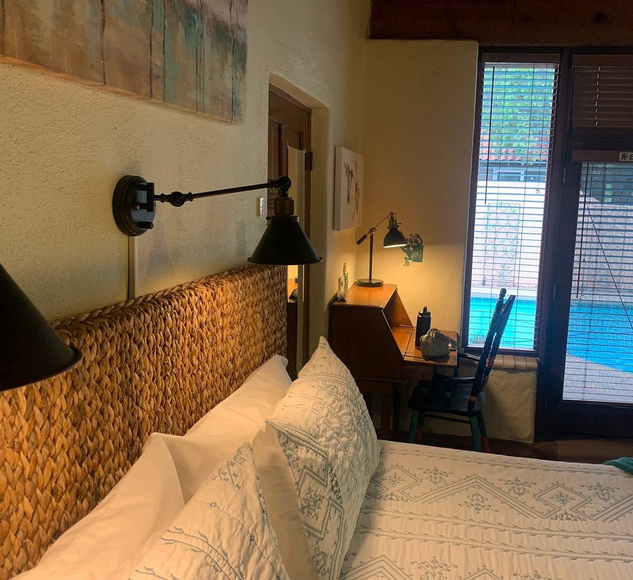 Adobe Rose Inn — Guest room