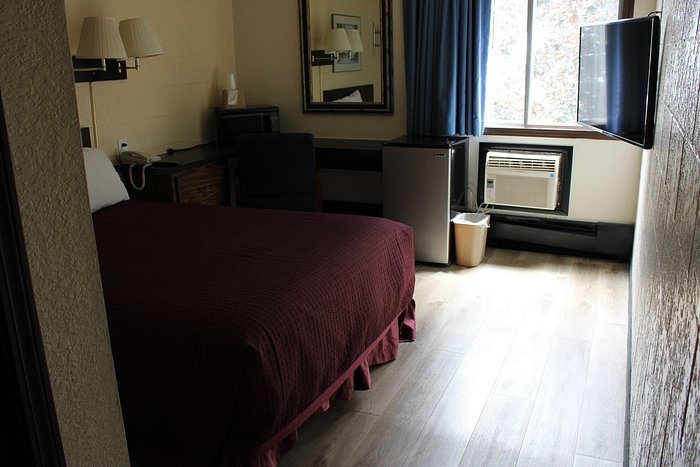 Aero Inn — Guest room
