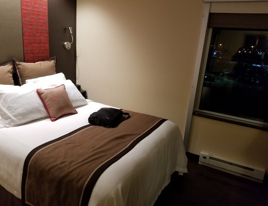 AeroStay Hotel — Guest room