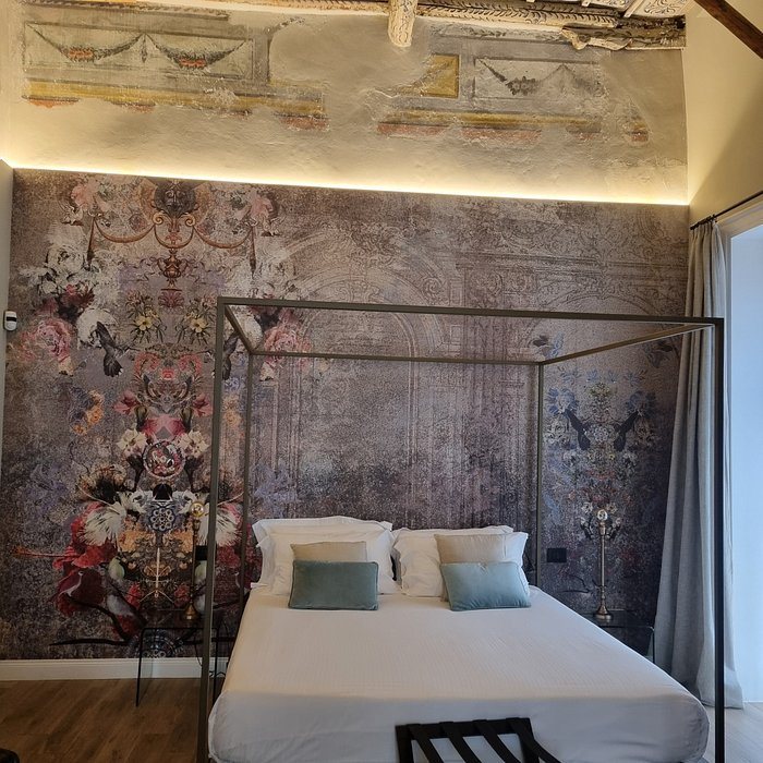 Afea Art Rooms — Guest room