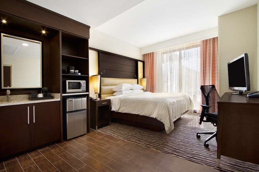 Affordable Suites Fayetteville Fort Bragg NC Hotel — Guest room