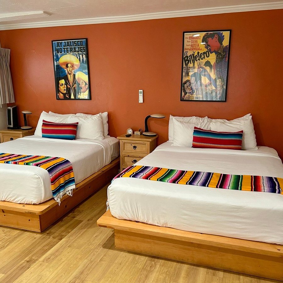 Agave Inn — Guest room