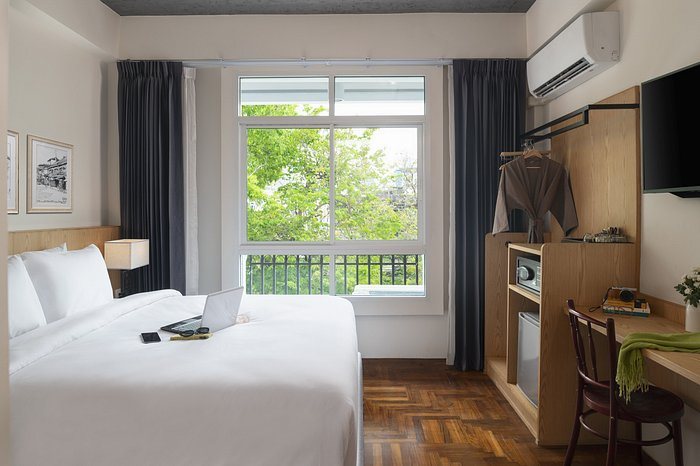 Ago Hotel Chinatown — Guest room