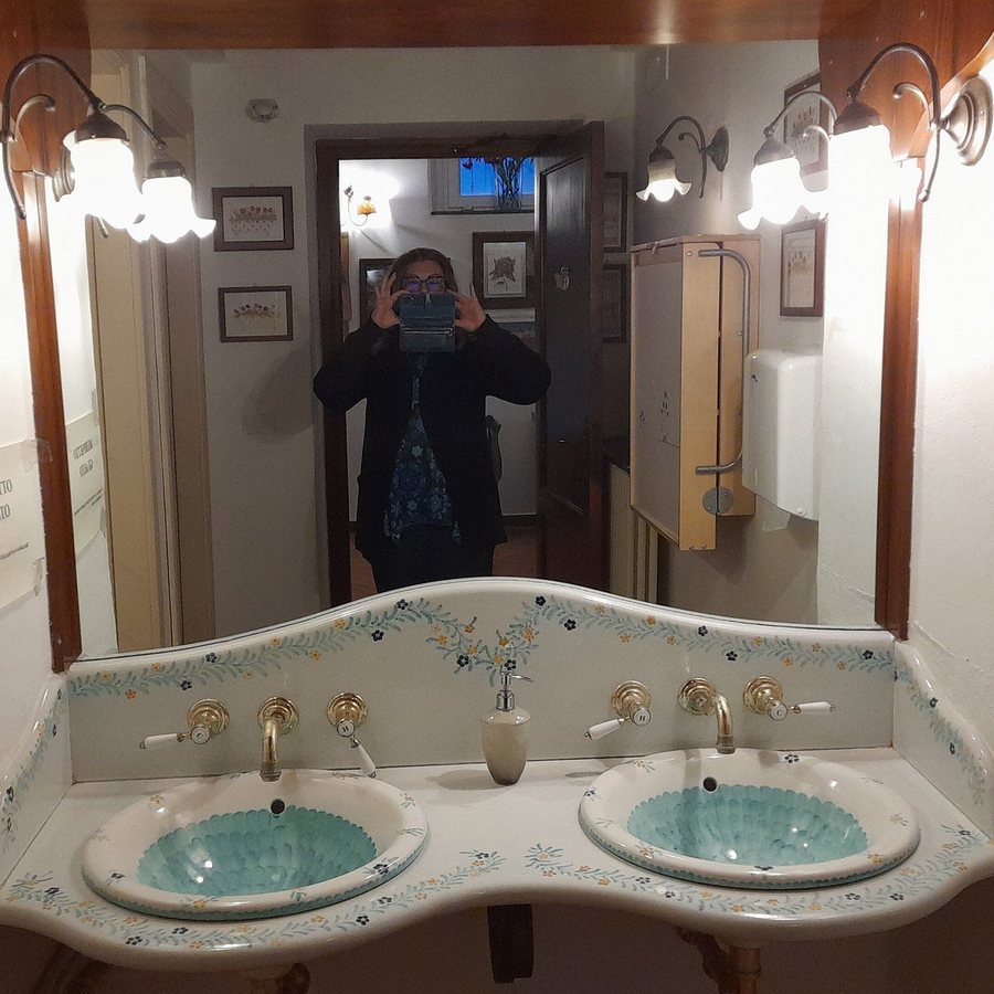 Agriturismo Barone Antonio Negri — Bathroom