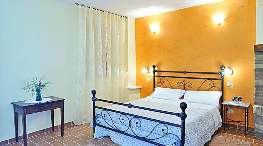 Agriturismo Braccicorti — Guest room