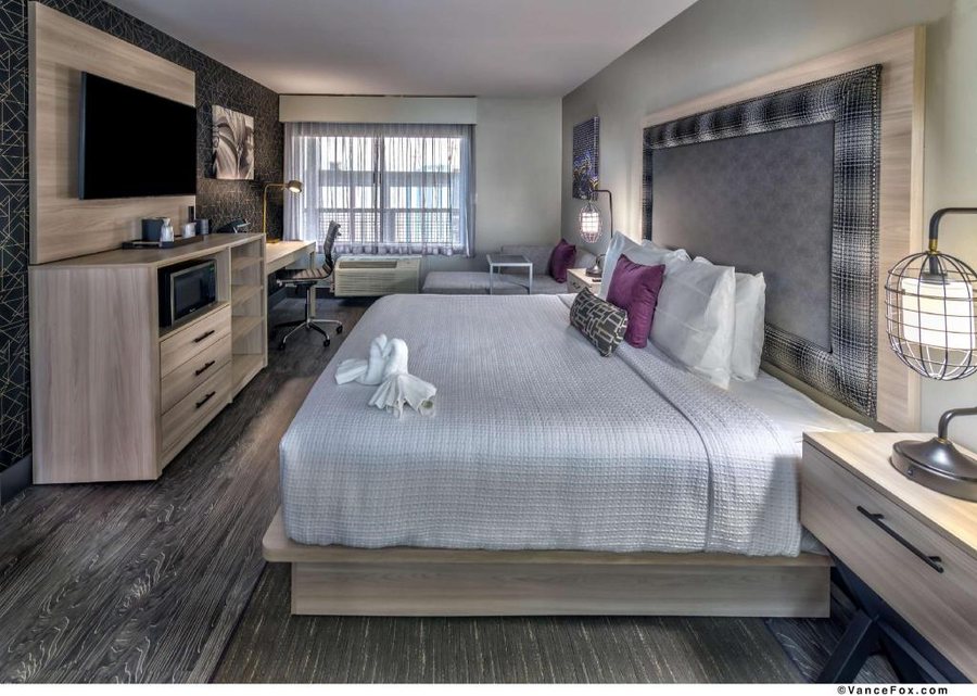 Aiden by Best Western South Reno — Guest room