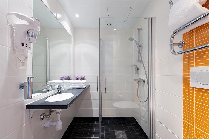 Aiden By Best Western Stockholm Airport Arlanda — Bathroom
