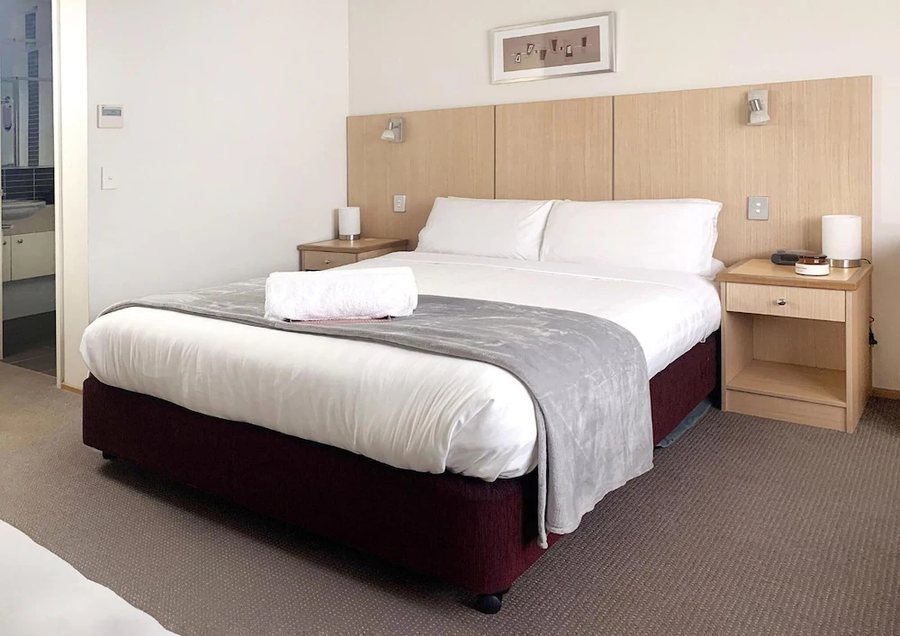 Airport Ascot Motel — Guest room