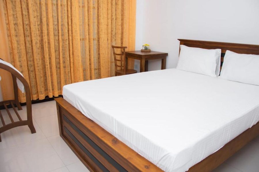 Airport Resort — Guest room