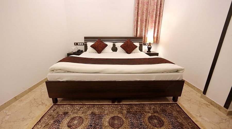 Aiwan E Shahi — Guest room