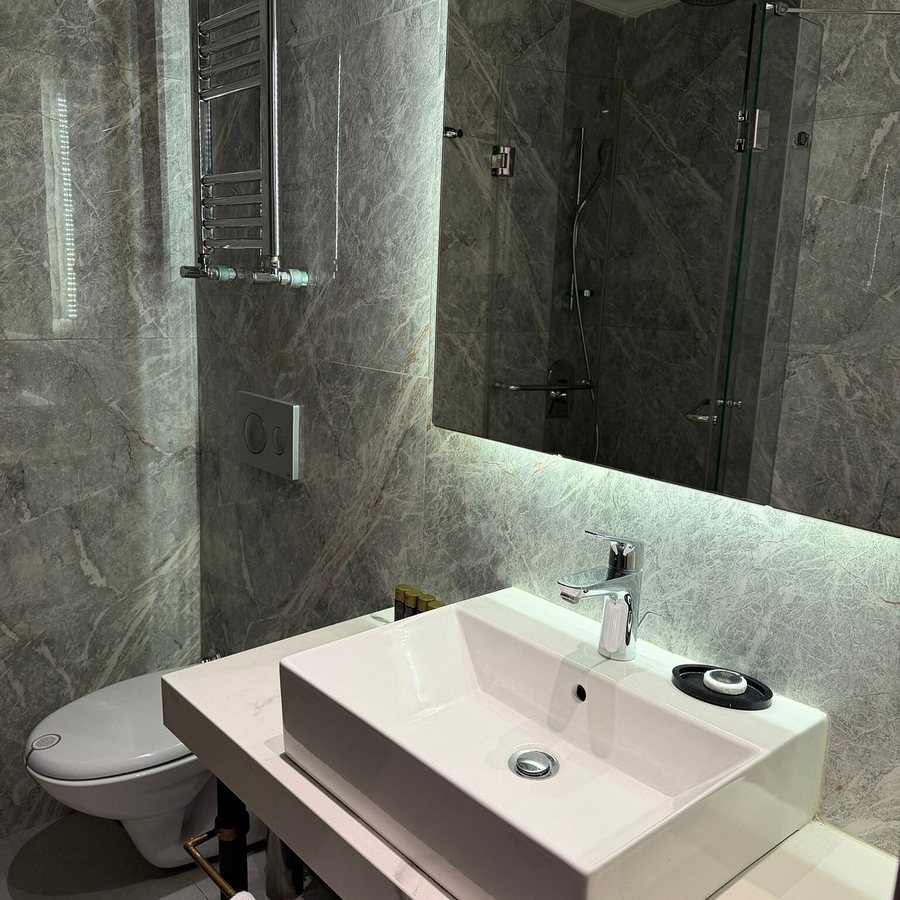 AKKA Hotels Lush Taksim Istanbul — Bathroom