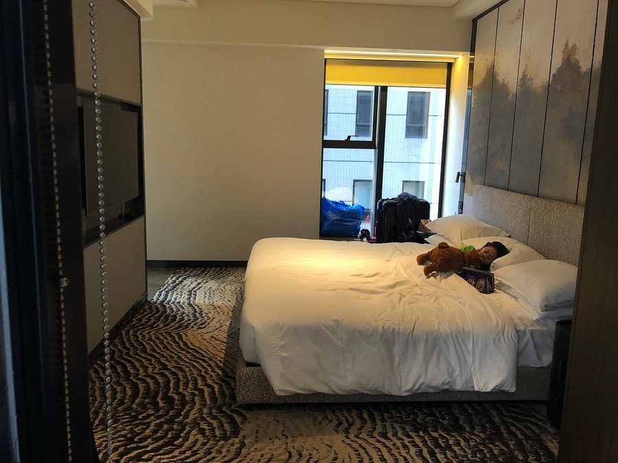 AKVO Hotel — Guest room