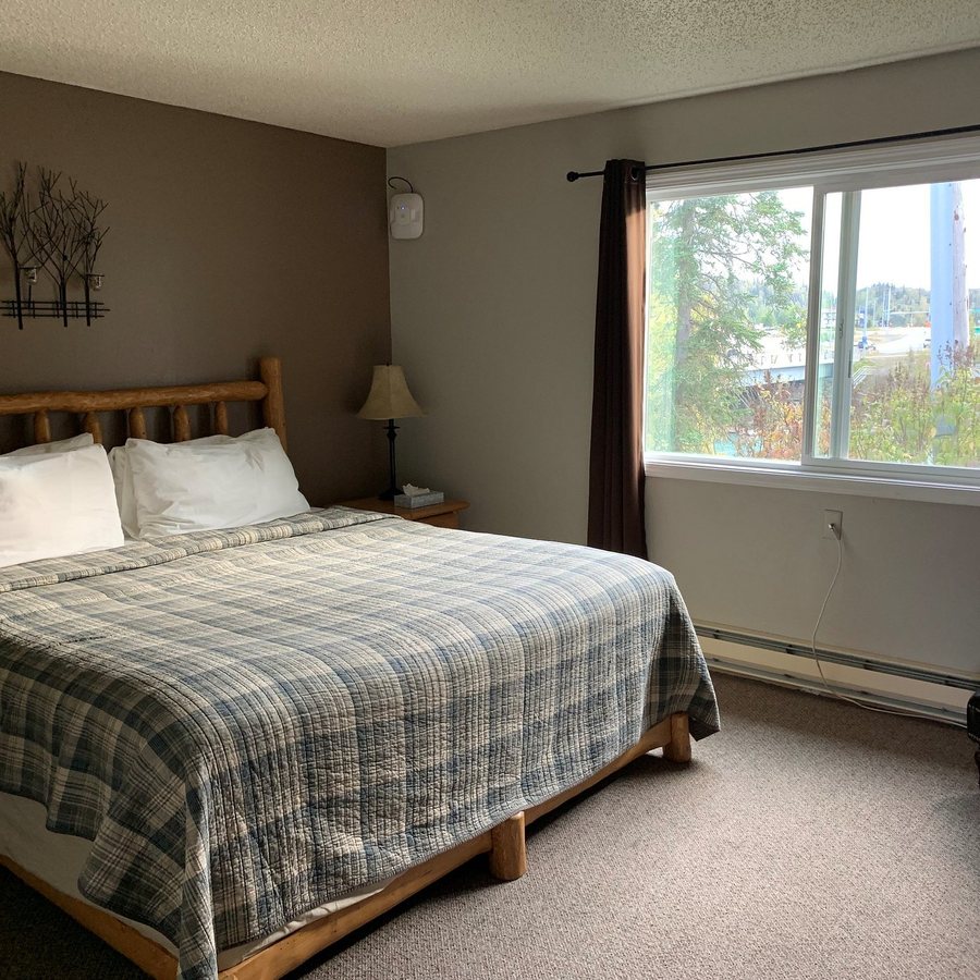 Alaska Kenai Adventures — Guest room