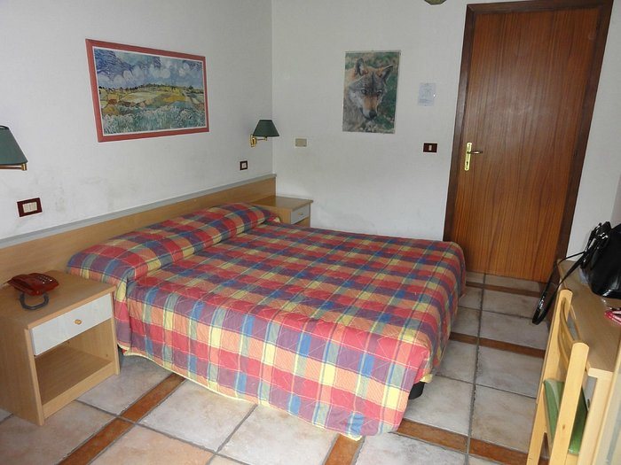 Albergo Ai 4 Camosci — Guest room