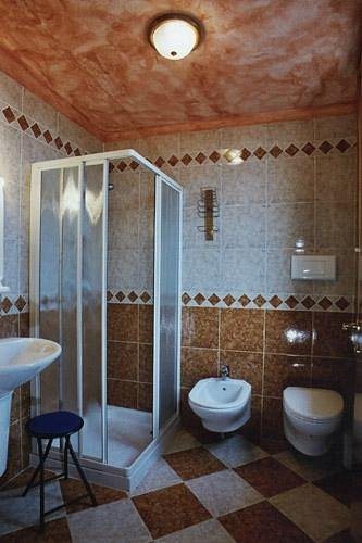 Albergo Della Ceramica — Bathroom
