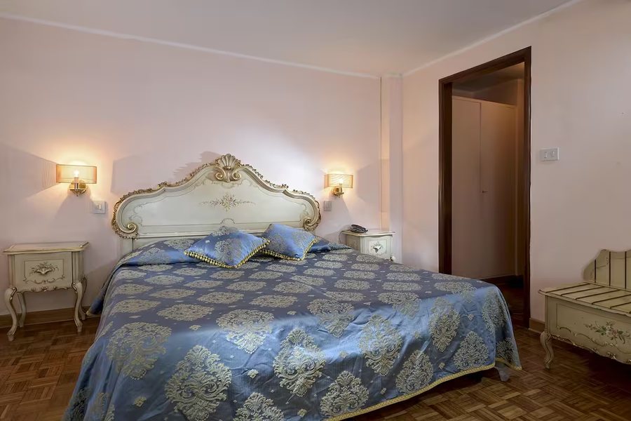 Albergo San Marco — Guest room