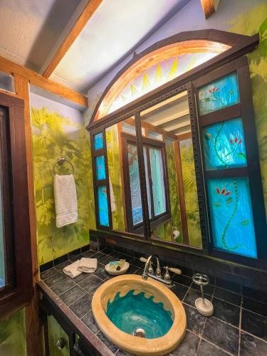 Aleli Cottages — Bathroom